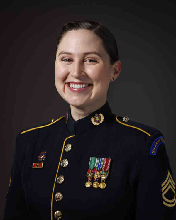 Polinski, Sarah