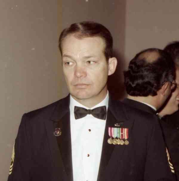 Kenneth Stoppelbein Headshot